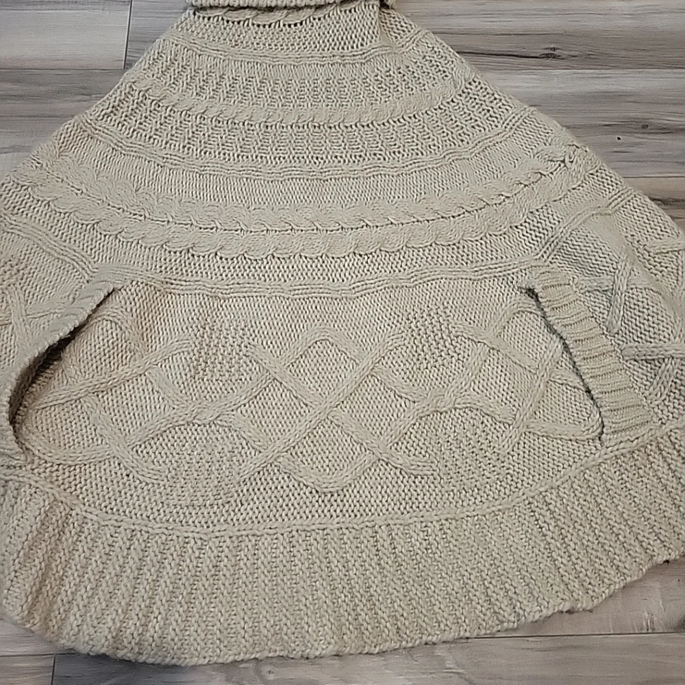 Gio Gio Poncho Sweater‎ Womens Small Medium Beige Knit Pullover Made In Italy